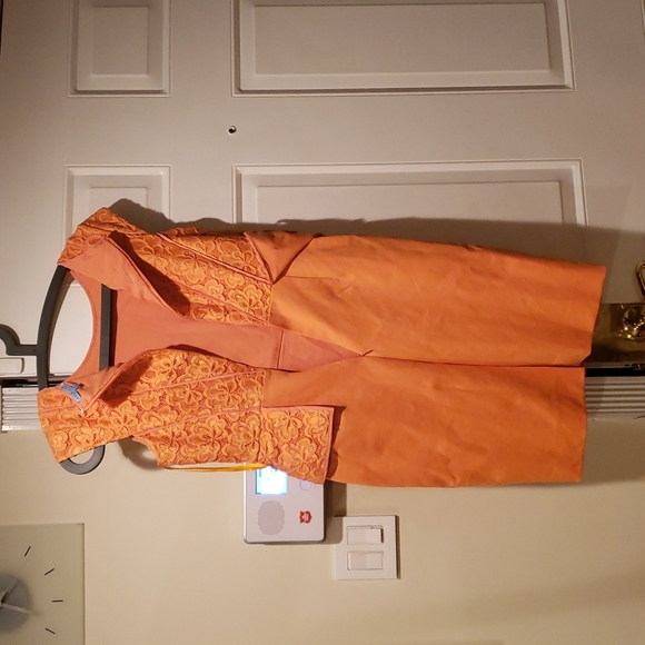 Light orange dress - Picture 2 of 4